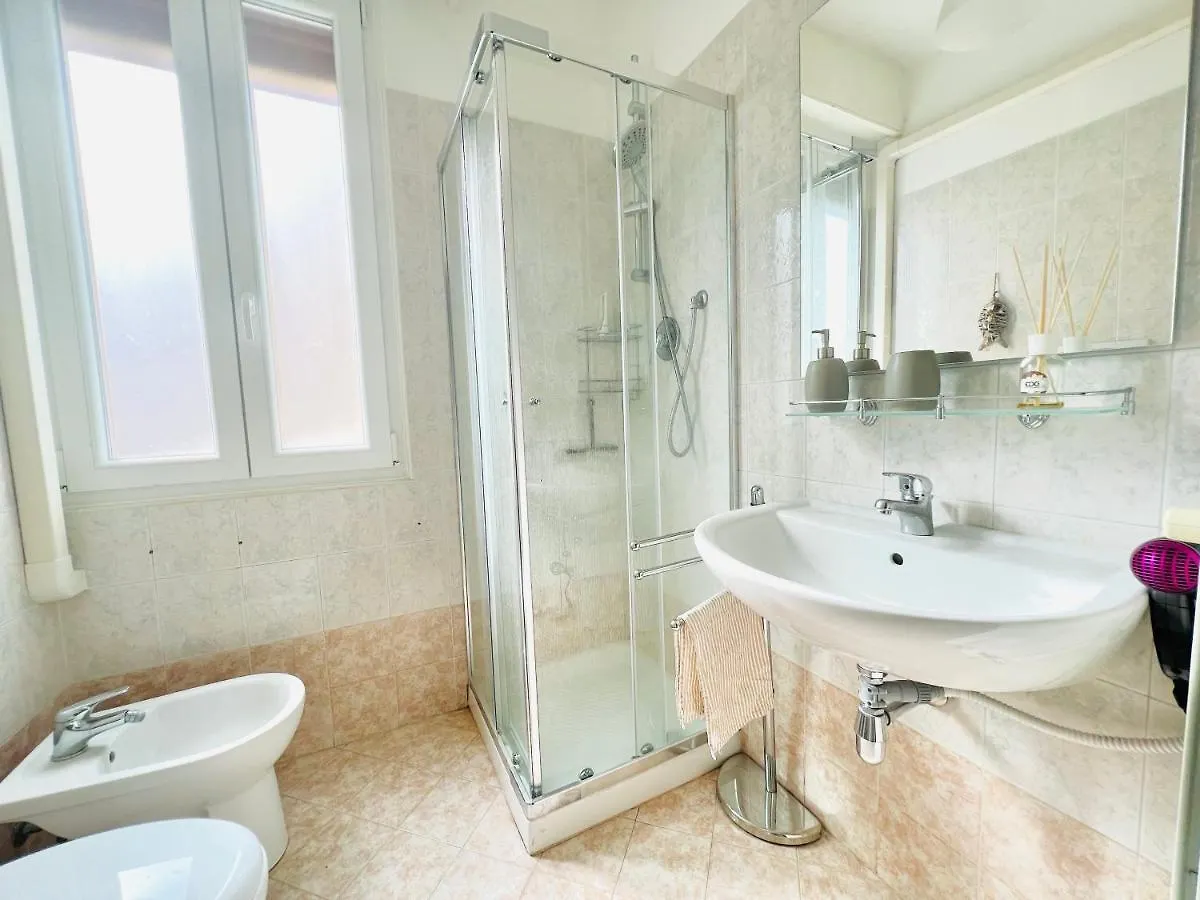 Suite Astraldi - A 2 Minuti Dall'Ariston Sanremo 0*,  Italy