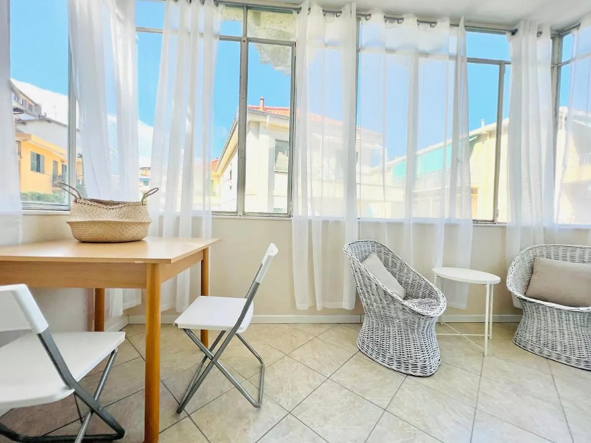 Apartment Suite Astraldi - A 2 Minuti Dall'Ariston Sanremo