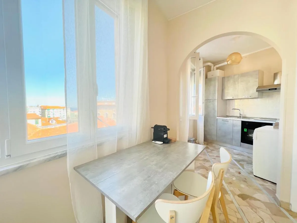 Apartment Suite Astraldi - A 2 Minuti Dall'Ariston Sanremo