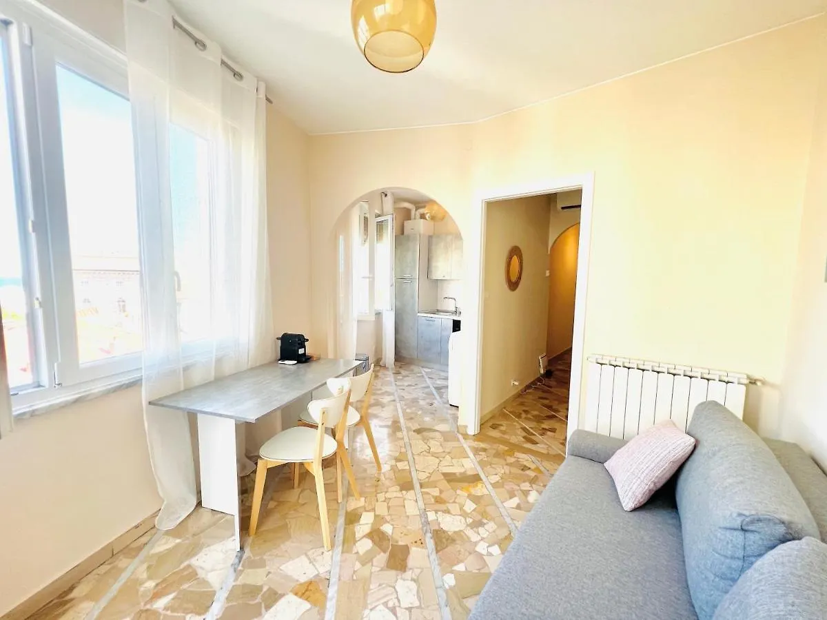 Apartment Suite Astraldi - A 2 Minuti Dall'Ariston Sanremo