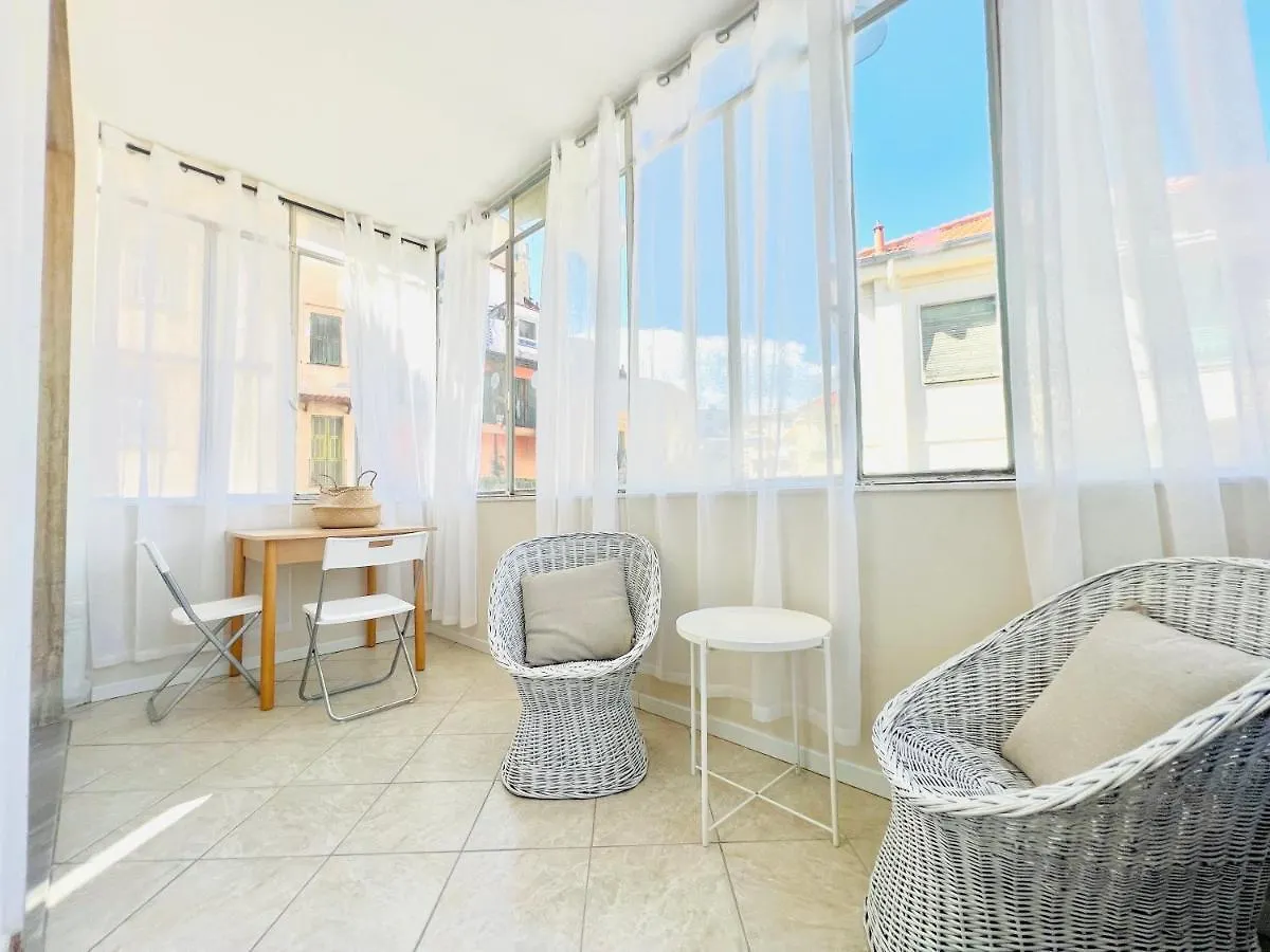 Suite Astraldi - A 2 Minuti Dall'Ariston Sanremo
